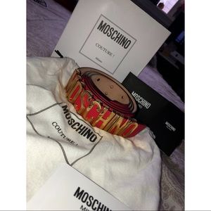 Moschino belt